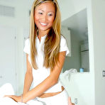 First pic of Asian blonde at HomeMoviesTube.com