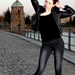 First pic of me on photos at HomeMoviesTube.com