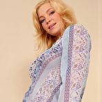 First pic of Very Exciting Tease Session From The Naked Blonde With Big Boobs Karolina King / DefineBabe.com