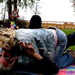 Third pic of Older senior fucking a teenage blonde after a car crash naked