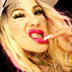 First pic of Evilyn Ink Sexy Tease Photoshoot