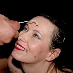 Second pic of Annabelle Moore fetish for facials & bukkake