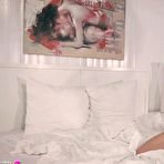 Second pic of girlycast Cuckold on the phone, BBC deep inside her! - English subtitle