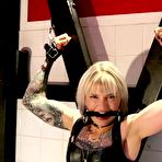 Fourth pic of boundstudio Black and blonde - A perfect mix