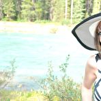 First pic of  Shanda Fay! 