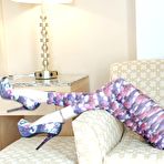 Second pic of I love toying my pussy with a Hitachi - AmateurPorn