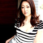 Second pic of Japanese lady Ruri Hayami likes to show off | Japan HDV