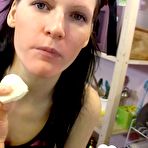 Third pic of Naughty babe with a tiny hat stripping - AmateurPorn