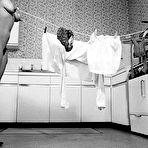 Fourth pic of Alva Bernardine et l’objectification | SHOCKYOU