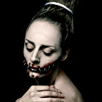 Second pic of Eliza Kinchington : Danse macabre | SHOCKYOU