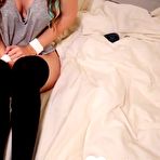 First pic of Babe gets titjob - AmateurPorn