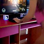 First pic of Amateur Gamer Girl fucked while plays Star Wars BF2 - Amateur Sex - AmateurPorn