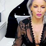 First pic of Hottie plays with her trimmed pussy - AmateurPorn