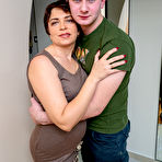 First pic of Mature Mom Has Anal Sex With a ToyBoy - Free Mature.nl gallery