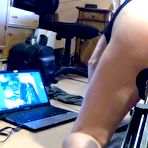 Third pic of My butt loves huge fucking machines and the webcam - AmateurPorn