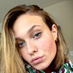 First pic of Carrie Barber Selfies Zishy