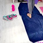 First pic of Teen Amateur In Gym Pussy Fingering Fitness - AmateurPorn