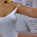 Third pic of Webcam big booty and perfect natural tits babe tease - AmateurPorn