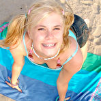 Third pic of LittleSummer.com