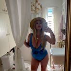 Second pic of  Horny Blonde Tasha Reign Fingers Her Creamy Cunt! 