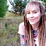 First pic of Horny girlfriend uses her feet on my stiffy - AmateurPorn