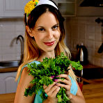 First pic of Giselle Feel Good