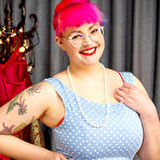 First pic of Glamorama - Nicole G