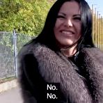 Second pic of Sexy Sweet Ass Shown Off In Public - FAPCAT