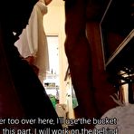 Fourth pic of PLUMBER ADVENTURE Pt 1. Casalinga MILF vuole il cazzo dell'idraulico. - AmateurPorn