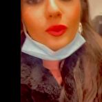 First pic of Jeweln_22- D&eacute;fi- fran&ccedil;aise enl&egrave;ve son string en public,suce et baise avec un inconnu dans un parking - AmateurPorn