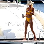Second pic of Celeb-Leaked on smutty.com