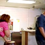 Third pic of Busty redhead mature waitress flashes tits for a bigger tip - AmateurPorn