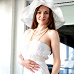 First pic of Tanya Grace Proper Lady Met Art