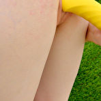 Fourth pic of Hailee Having Fun in the Backyard