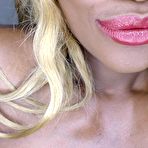 Fourth pic of Mistress Ava Black | Kinky tongue