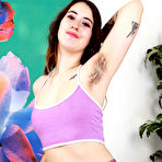 First pic of Gigi Sporty Hairy Girl in Leggings