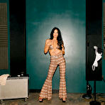 First pic of Ashlyn Chere strips backstage at the rock concert's after party