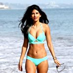 Fourth pic of Jasmin Walia in blue bikini on a beach in Malibu
