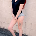 First pic of Alice Coxxx - Public Handjobs | BabeSource.com