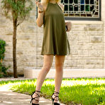 First pic of Sunny Radford Student Discounts Zishy is american - 12 Photos XxX Pics @ Nudems