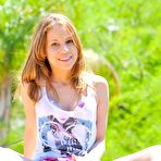 Second pic of Cutie Enjoys The Sun - Super Solo Girls