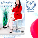 Fourth pic of Inexperienced mom Bec Beauty loves to play with her wet shaved pussy - Mature.nl