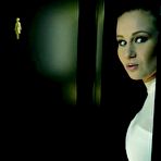 Third pic of ItsPOV : Sybil and Aislin go lesbo eating pussy in public toilet on PornHD - AmateurPorn