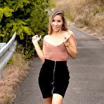 First pic of Little Bit Public - porn gallery [August 19, 2022] | PJGirls