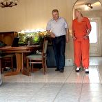 First pic of bound-ticklish-girl | Isabel - Prisoner Isabel transported Teil 1 von 7
