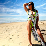 First pic of Ella Knox in Stepmom Gets More Than Sand In Her Crack at Bratty MILF - Prime Curves