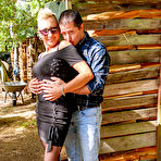 First pic of MILF Mandy Mystery loves fucking outside with a stranger - Mature.nl