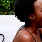 Second pic of Ebony Amateur with Juicy Curves Blows - AmateurPorn