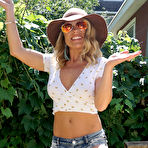 Second pic of Meet Madden in Daisy Crop and Cutoffs - Free Nude Gallery at Bunny Lust