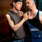 First pic of Truck Loads, S2